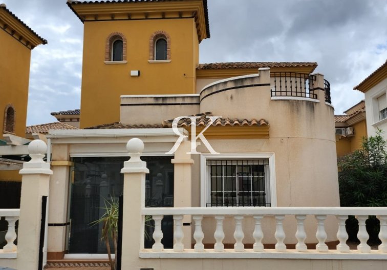 Detached Villa - Resale - Torrevieja - Los Balcones - Los Altos 