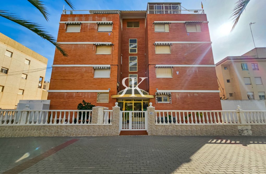 Resale - Duplex apartment - Guardamar del Segura
